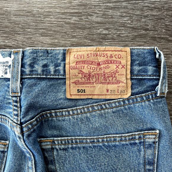 Vintage Levi’s 501 Jeans XS W28 L30 ICONS Rework USA Distressed Patchwork Denim - Picture 4 of 16